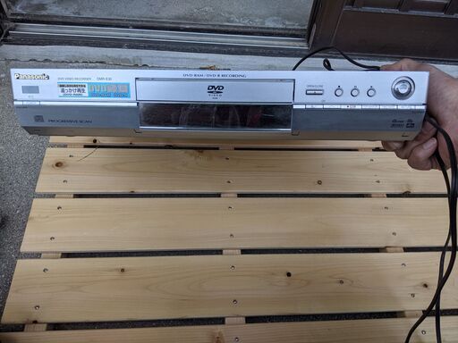 【引き渡し者決定しました】Panasonic　DVDレコーダー　DMR-E30　現状