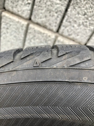 スタッドレス　アルミホイール付　195/65/15