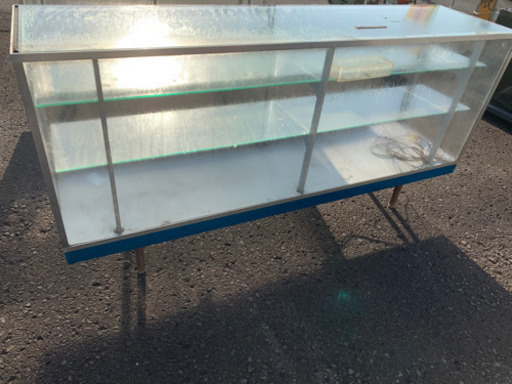 ガラスショーケース、