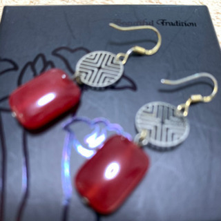 ピアス 美古