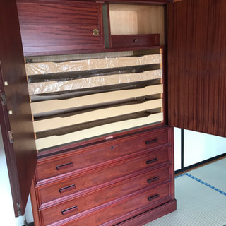 和箪笥(北海道家具)の画像