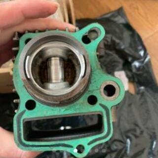 12v モンキー 純正 シリンダー ピストン キャブ カムシャフト 4点セットの画像