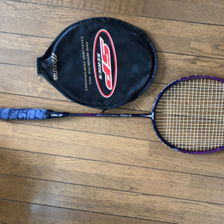 バトミントンラケット