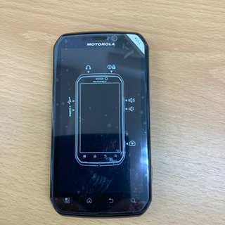 O 301-333 MOTOROLA phone ISW11M スマートフォン 携帯 auの画像