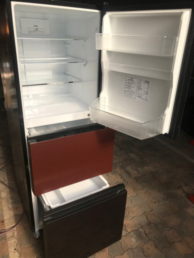 2018年　ハイセンス冷蔵庫　LED照明　282L