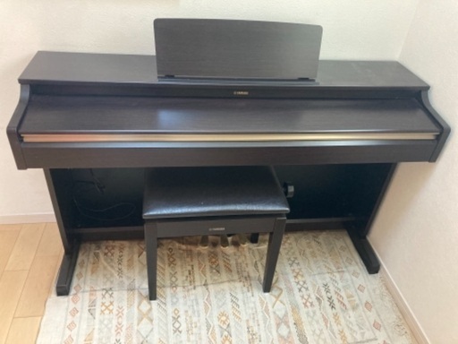 電子ピアノ　ヤマハYDP-162