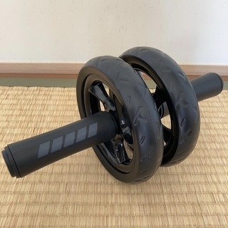 腹筋ローラー
