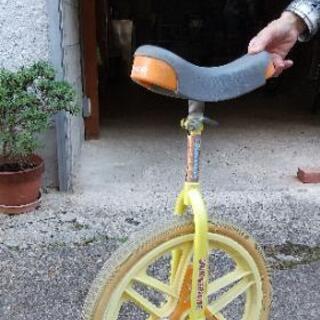 子供用一輪車の画像