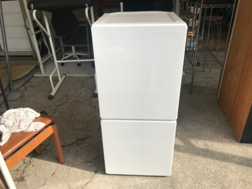 【リサイクルショップ八光　安心の1か月保証　配達・設置OK】ユーイング U-ING UR-F110H-W [冷蔵庫 （110L・右開き） 2ドア スターリングホワイト]