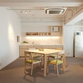 【群馬】マツモト 松本 金太郎 コンニャク 棚差し機 ME107-W 昇降機 リフト リフター 最大高 約2.6m 100V 中古 実動 倉庫保管 こんにゃく 松本式こんにゃく棚差し機 金太郎 ME107-W 電動フォークリフト