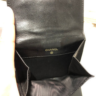 CHANEL 二つ折り財布の画像