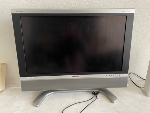 SHARP 32型テレビ