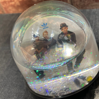 adidas  スノードーム　