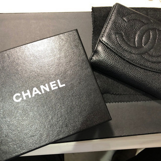CHANEL 二つ折り財布