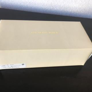 バーバリー ハンドタオル2枚セット ポーチ入りの画像