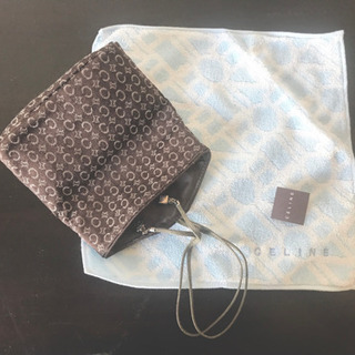 セリーヌハンドタオルとポーチのセットの画像