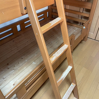 2段ベッドの画像