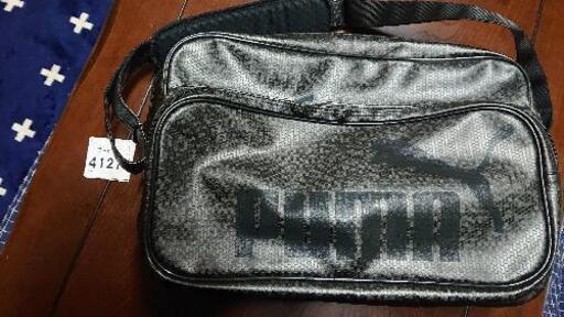 PUMA エナメルバック 黒