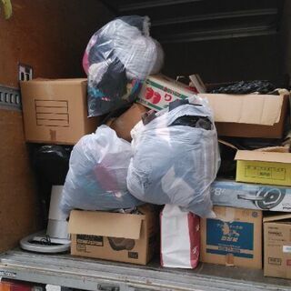 不用品買取　遺品整理　ごみ屋敷　トラック詰め放題がお得！ - 足立区