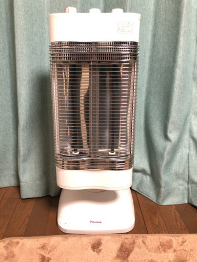 ダイキン　遠赤外線暖房機　ERFT11MS