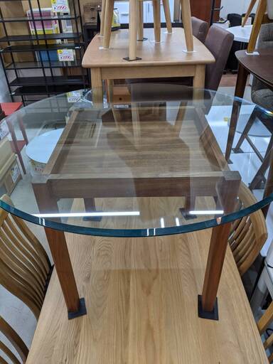 ガラスセンターテーブル