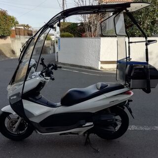 【屋根付】PCX125 前後ドラレコ・USB充電ソケット付き[1月24日までの掲載]の画像
