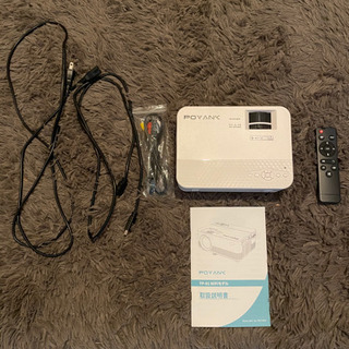 POYANK プロジェクター 4500lmの画像