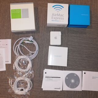  Apple AirMac Express M9470J/A AirMac + Express Stereo Connection Kit with Monster Cablesの画像