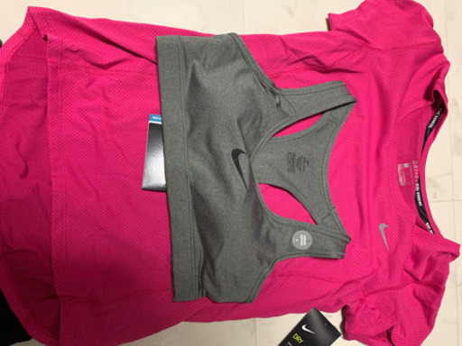 上　ナイキ　下　PUMA ランニングウェア新品