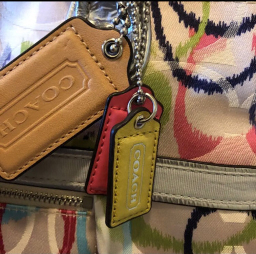 新品タグ付きCOACH コーチ シグネチャートートバッグ