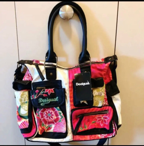 新品タグ付きDesigual デシグアルショルダーバック