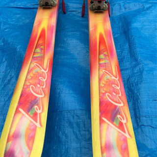 【完了】【引取】スキーセット　板、ストック、靴の画像