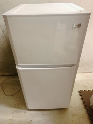 ハイアール 106L 2ドア冷蔵庫（ホワイト）Haier JR-N106E-W