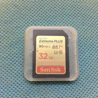 新古品　SDメモリーカード 32GB ② SanDisk製