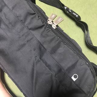 無料‼️あげます‼️BMW オリジナルカメラバッグ　ボディバッグ　写真　カメラ　レンズの画像