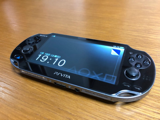 psvita 本体+ソフト　中古品　美品