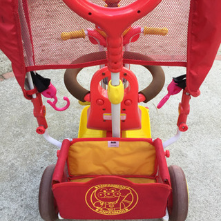 アンパンマン三輪車の画像