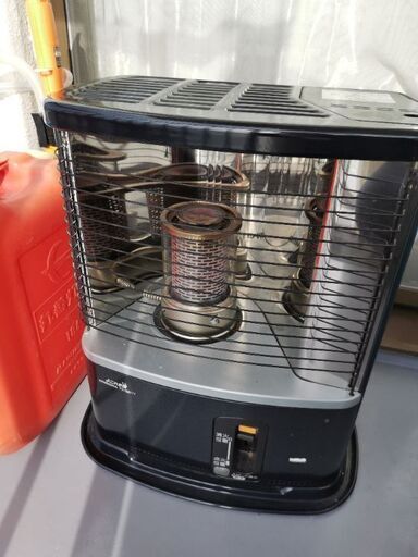ストーブ、灯油タンク、ポンプセット