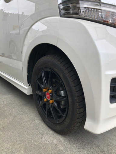 N-BOX カスタム　スタッドレス