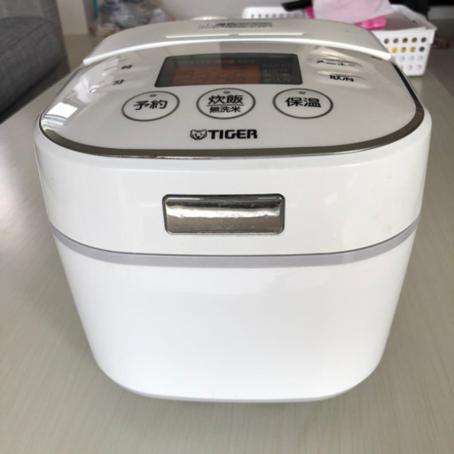 タイガー　炊飯器　3合