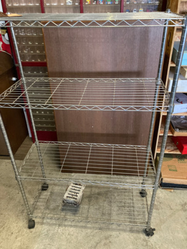 スチールラック　入荷しました。