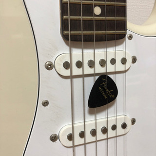 JST-5RH エレキギター　クリーム色の画像