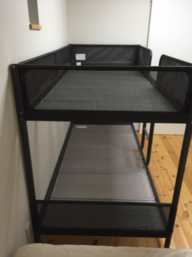 IKEA二段ベッド