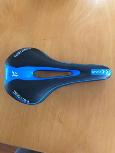【新品未使用品】低反発自転車サドル