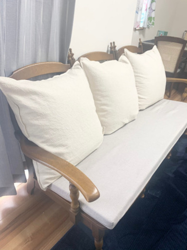 飛騨産業　穂高　ソファ　カリモク　白