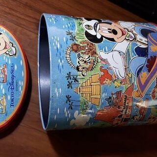 楕円形空き缶、ディズニー、
