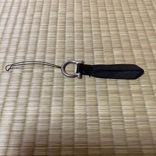 フェラガモ　ストラップ