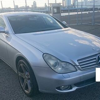 検査４年８月まで　最安値メルセデスベンツＣＬＳ５００　ブリリアントシルバー　車両交換可の画像
