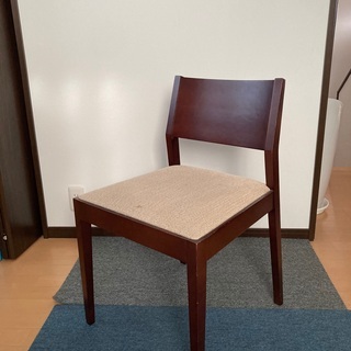 イス（ニトリ購入）