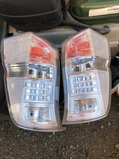 ［取引き打合せ中］ステップワゴンRK1クールスピリット　テール左右